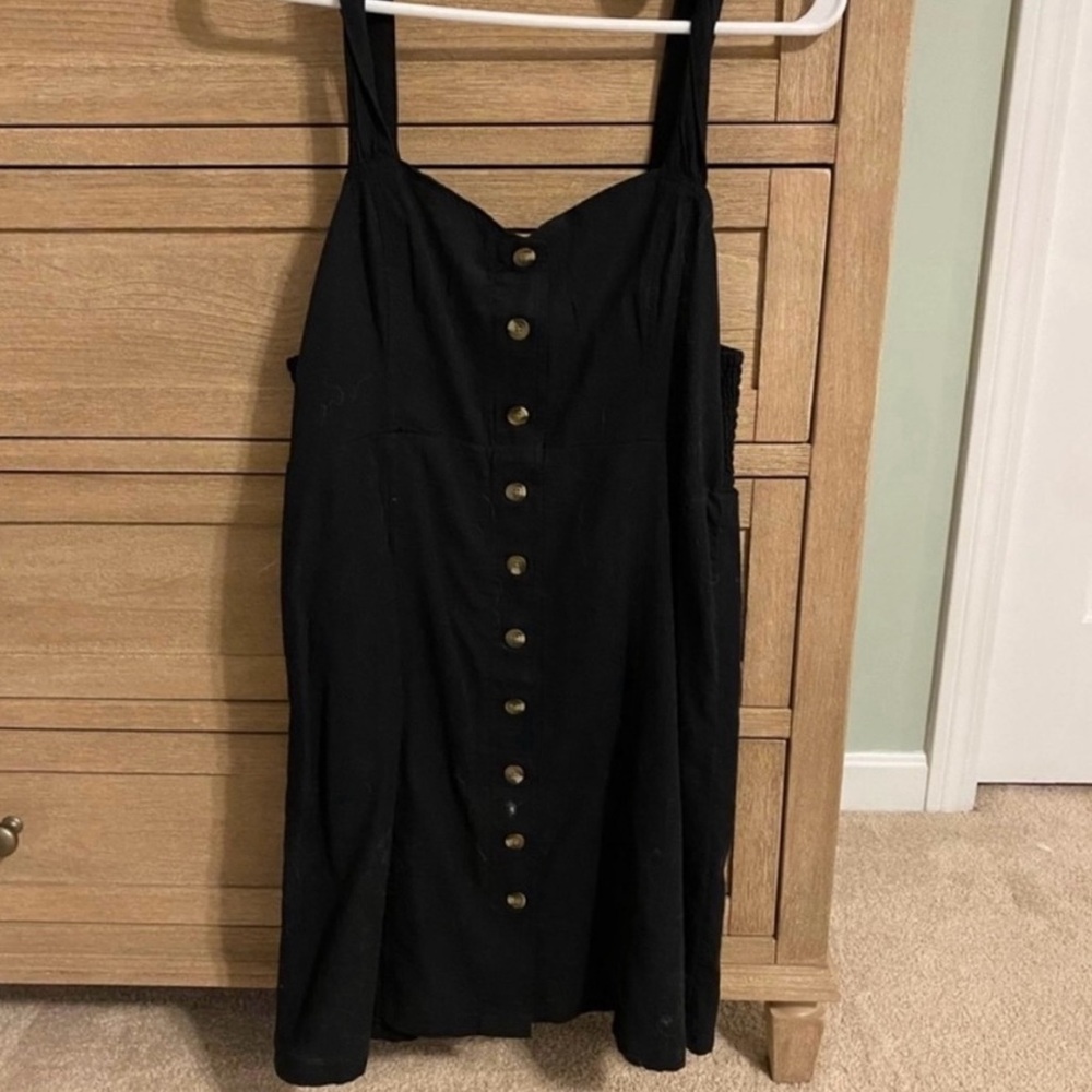 NWT American Eagle Size Medium Black Button-Down Dress
